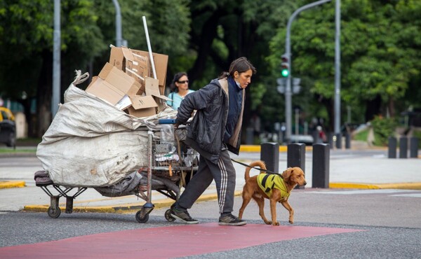 Poverty Rate Projected at 49% in Buenos Aires