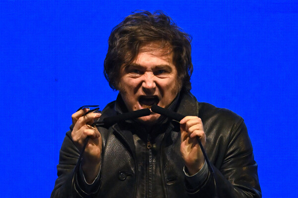 Milei Calls Extraordinary Session to Destroy Labor Rights and Dismantle Glaciers Law