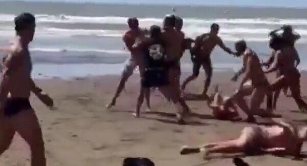 Lifeguards Brawl at Water Rescue Competition