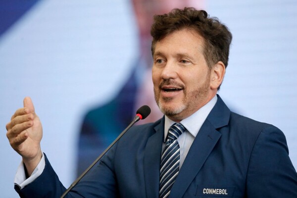 Скандал в финале Кубка Америки: Президент Конмебола под огнем критики