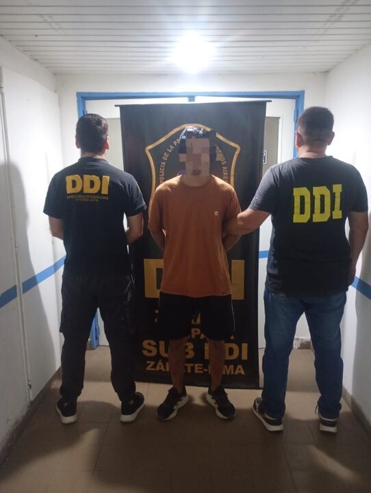 萨拉特市男子被捕谋杀案