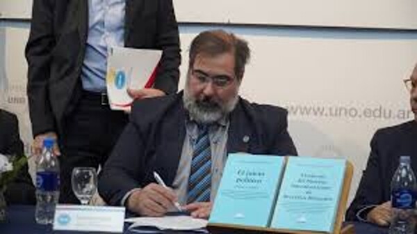 Ректор Национального университета предупреждает о бюджетном кризисе