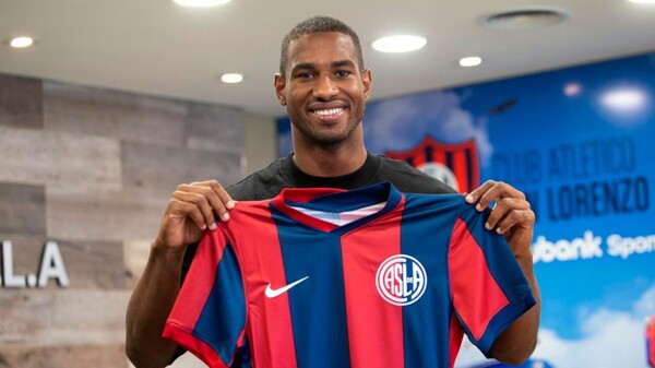 Romaña Confirms His Future at San Lorenzo