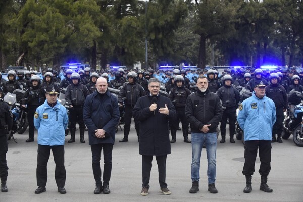 Буэнос-Айрес усиливает полицейское присутствие для обеспечения безопасности