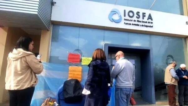 Argentina Prepares Decree to Overhaul Military Social Security