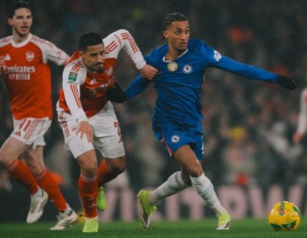 Arsenal Advances to EFL Cup Final