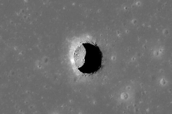 NASA обнаруживает лавовый трубопровод на Луне