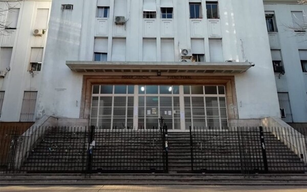 Арест должностного лица за сексуальное насилие в Энснаде