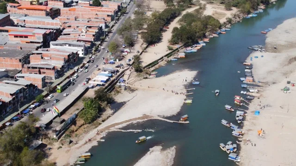 Controversy Over Border Security in Aguas Blancas