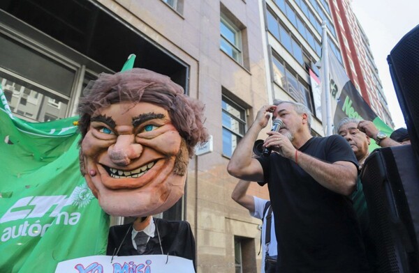 ВКТ подтверждает «воскресную» забастовку, профсоюзы угрожают marches