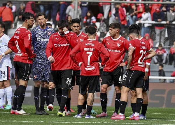 Кризис в «Индепендьенте»: девятнадцатый игрок уходит за полгода