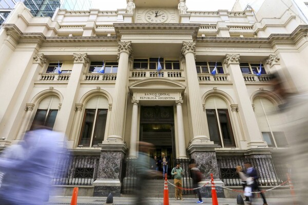 IMF Highlights Argentina's Reserve Accumulation Pace