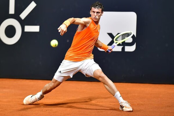 Серундоло вышел в четвертьфинал Río Open