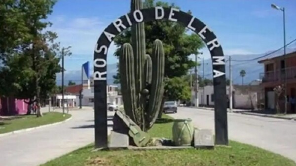 Five Men, Including Two Minors, Charged with Attacking Residents in Salta