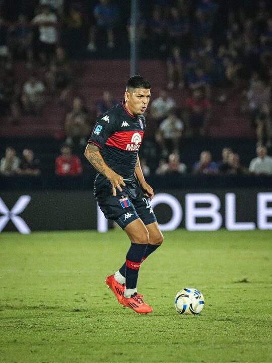 Tigre and Gimnasia Draw 2-2 in a Thrilling Match