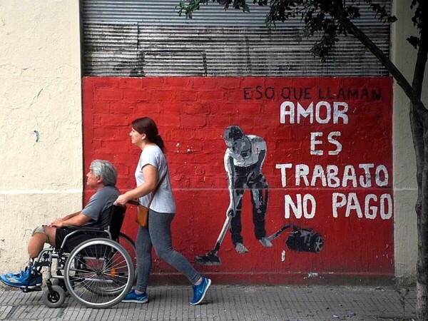 阿根廷劳动改革：为何对女性的打击更为严重