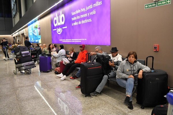 Aerolíneas Argentinas сталкивается с перебоями из-за протестов профсоюза