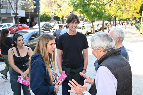 Senator Lousteau Campaigns in Caballito | Ours Abroad News