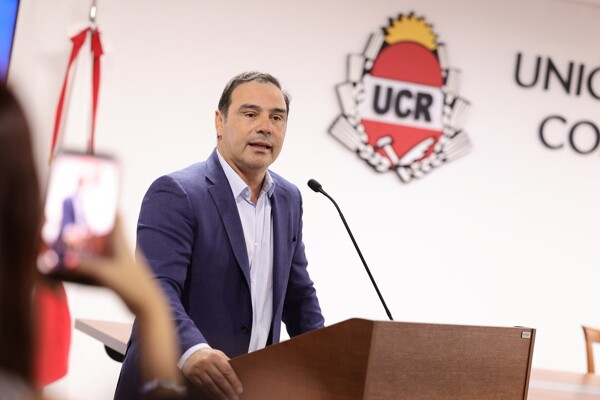 Governor of Corrientes Under Scrutiny Over Fake Audio