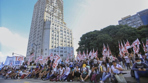 阿根廷创建社会控制登记册