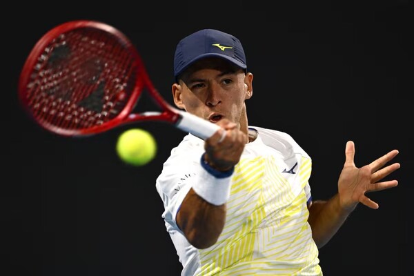 Argentinian Báez reaches Auckland final