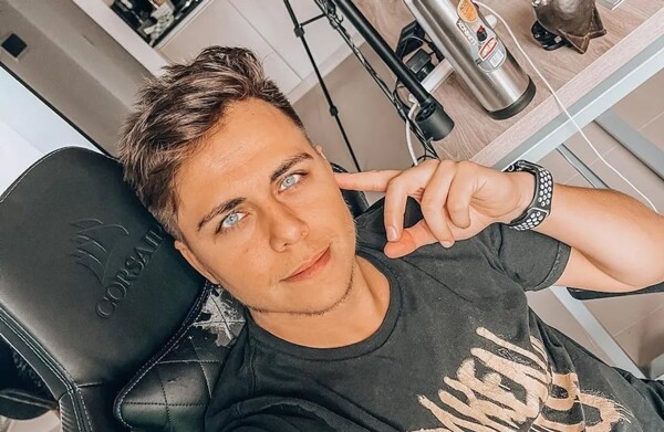 Ex participante de 'Gran Hermano' responde a la crítica del conductor