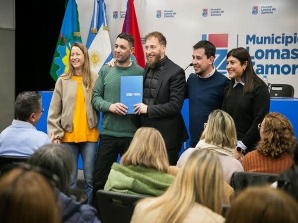 Lomas de Zamora avanza con obras en escuelas del distrito