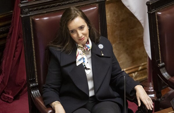 Вице-президент Аргентины ответила критику своего биографа президента