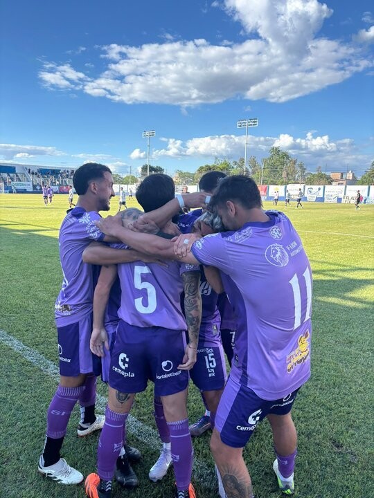 Драматичный финал в аргентинском футболе: борьба за вылет