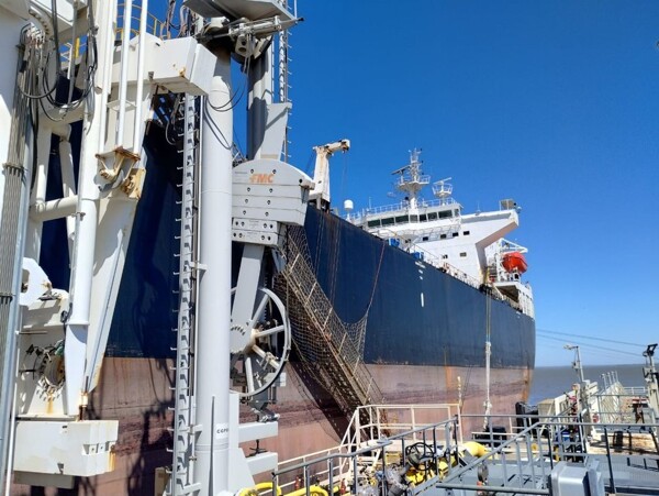 Аргентина отправила крупную партию нефти в США по новому нефтепроводу