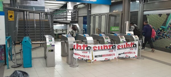 Рабочие метро в Буэнос-Айресе объявили о протестах против рисков для здоровья