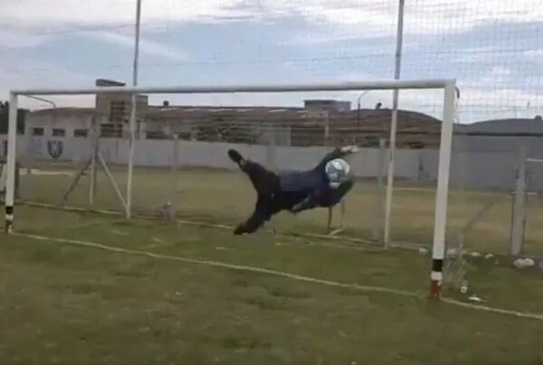 Milei publica un video por el “Día del arquero”