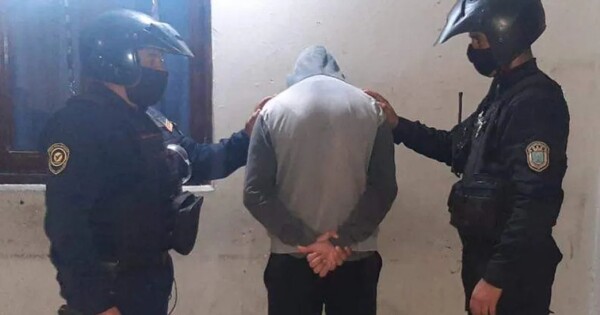 Мужчина арестован за вымогательство бывшей жены с помощью интимных видеозаписей в Ла Банде
