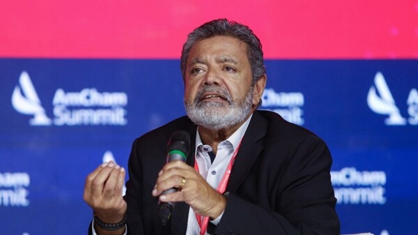 Argentine unions threaten forceful actions over labor reform