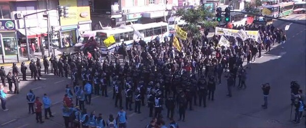 Протест водителей автобусов в Буэнос-Айресе