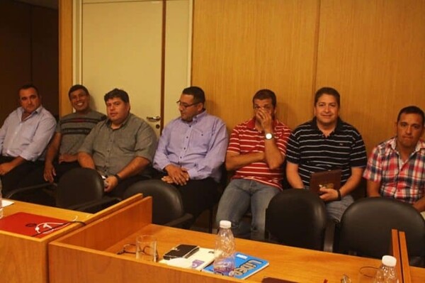 Río Negro Lawmakers Demand Answers for Police Convicted of Murder