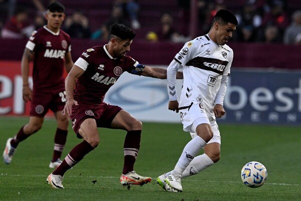 Lanús and Platense Draw 0-0 in LPF Match