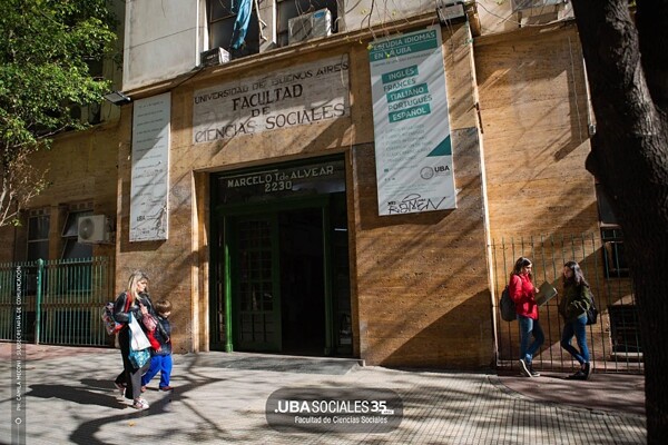 Eméte: Университет, который был чем-то большим