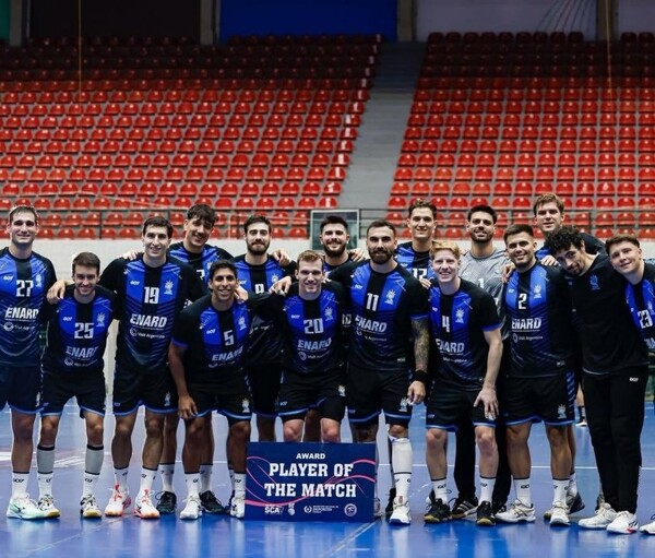Argentina Handball Team Crushes Paraguay