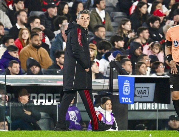 Галльядо определяет состав «Ривер» на матч против «Химнасия»