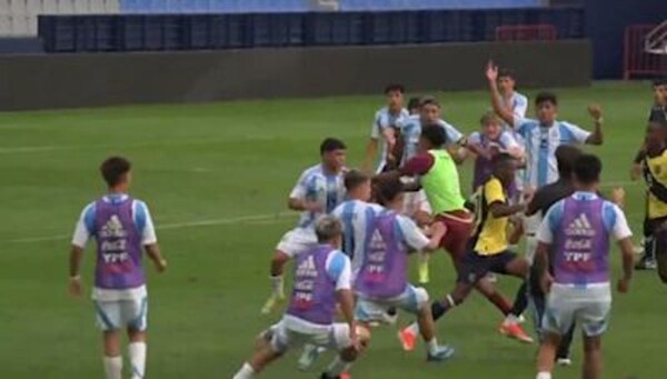 ВViolento amistoso entre Argentina y Ecuador Sub-16