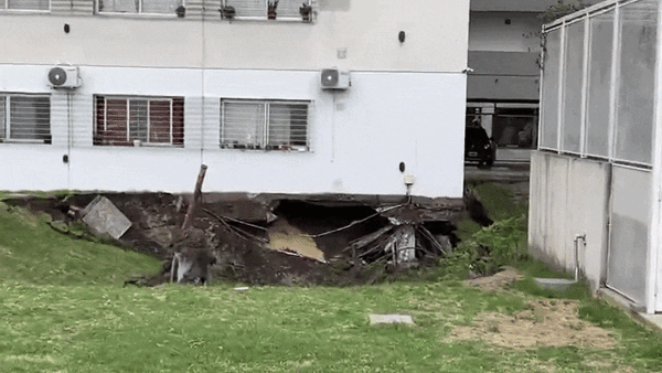 Обрушение в жилом комплексе в Буэнос-Айресе