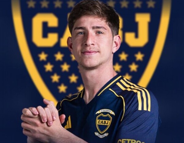 Altercation between Boca and Olimpia players after goal