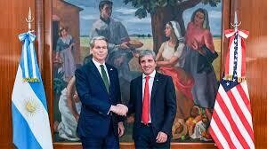 Аргентина ведет переговоры о кредите на 5 миллиардов долларов для погашения долга