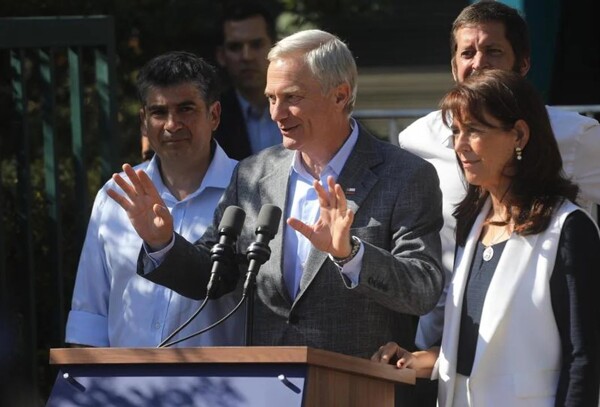 Милеи встретится с избранным президентом Чили Кастом