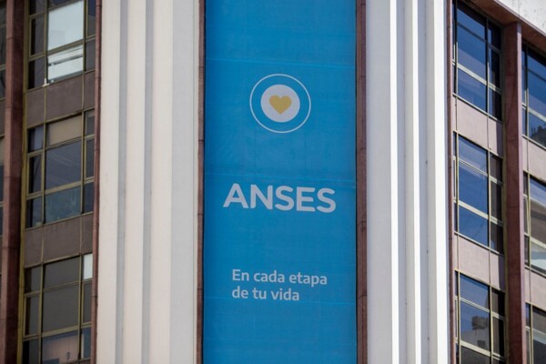 ANSES Guides Retirees on Downloading Payment Receipts