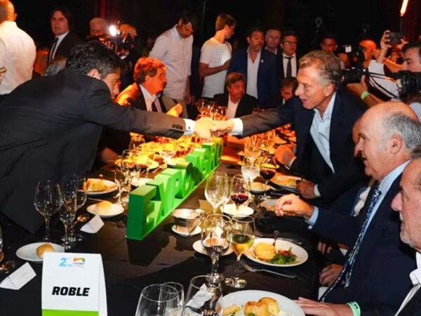 Macri and Kicillof Meet at Expoagro