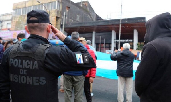 Полицейский лагерь в Посадасе ликвидирован после достижения соглашения по зарплате