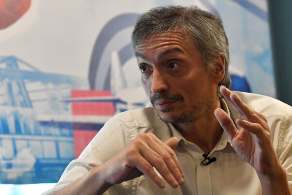 基尔赫纳提出支持YPF国有化的法案