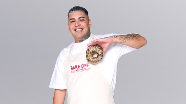 Callejero Fino приносит энергию на Bake Off Famosos